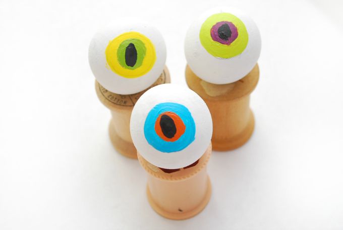 Painted eyeball beads drying