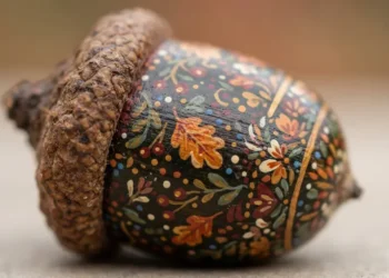 Diy Fall Acorn Decorations