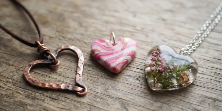 Diy Heart Necklace Ideas