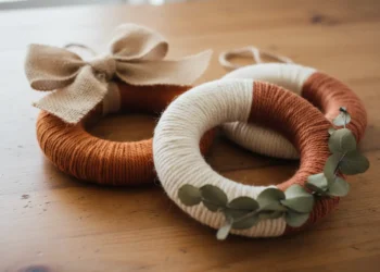 Diy Pumpkin Yarn Hoop Wreath