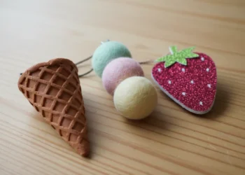 Ice Cream Cone Necklace Crafts