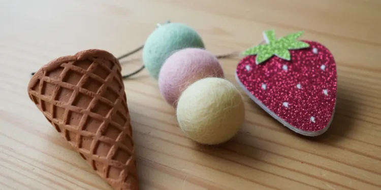 Ice Cream Cone Necklace Crafts