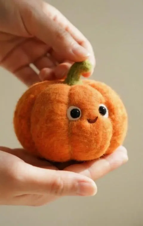 Needle Felted Wool Pumpkins